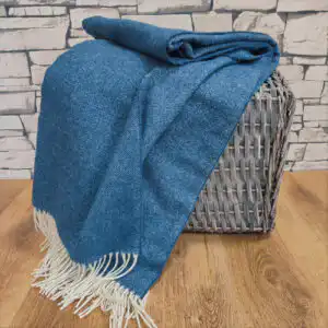 Tumesinine Pleed 140X200