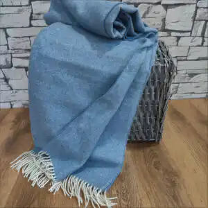 Helehall pleed meriinovill, 140 x 200 cm