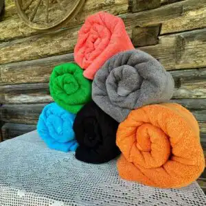 6 värvilist froteerätikut