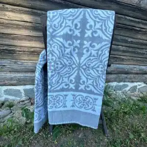 Täiskasvanute baikatekk halli mustriga